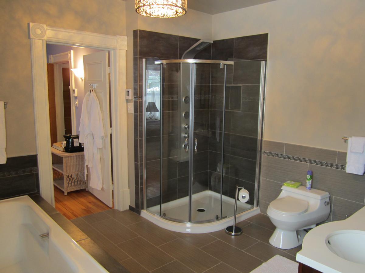 Les Trois Erables Boutique Inn Wakefield Exteriör bild